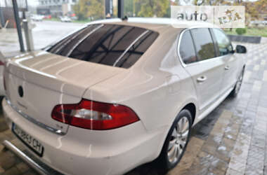 Лифтбек Skoda Superb 2012 в Ужгороде