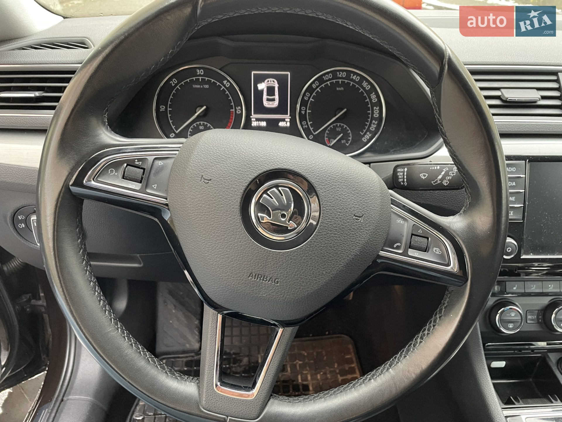2017 Skoda Superb - мініатюра 7