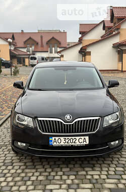 Лифтбек Skoda Superb 2015 в Хусте