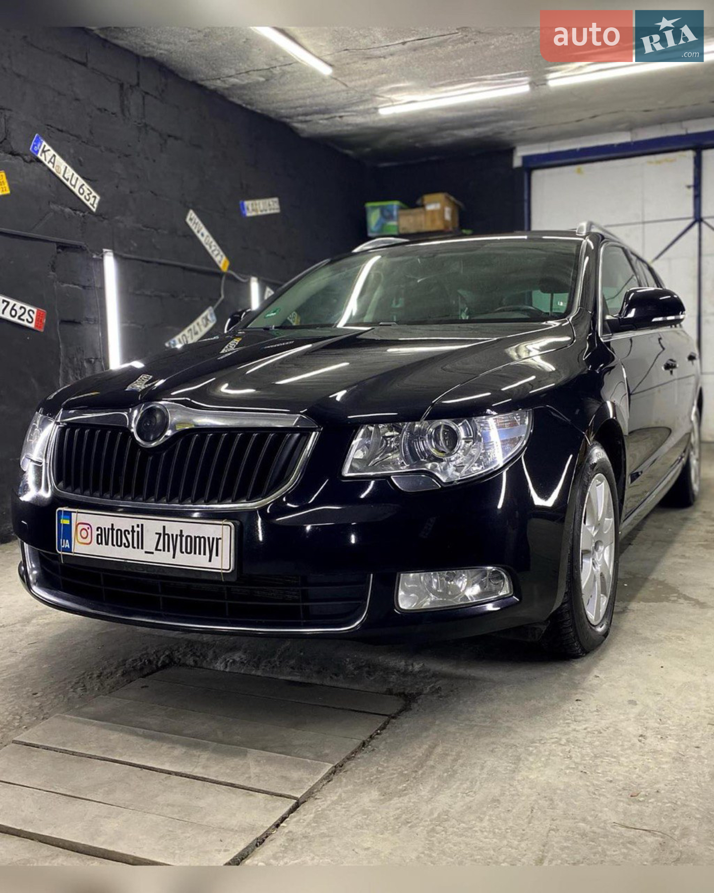 2011 Skoda Superb - фото 1