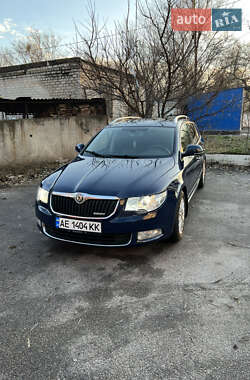 Skoda Superb 2011