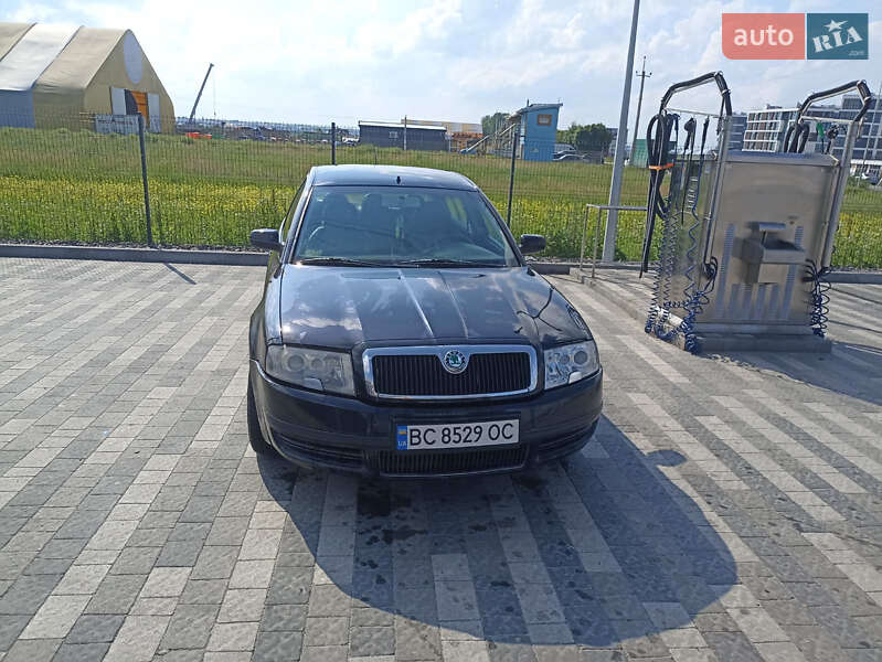 Skoda Superb 2005