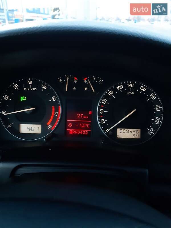 Лифтбек Skoda Superb 2006 в Киеве