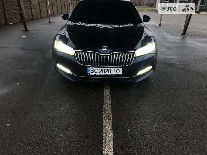 Лифтбек Skoda Superb 2020 в Кривом Роге