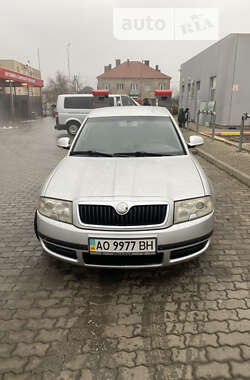 Лифтбек Skoda Superb 2006 в Мукачево