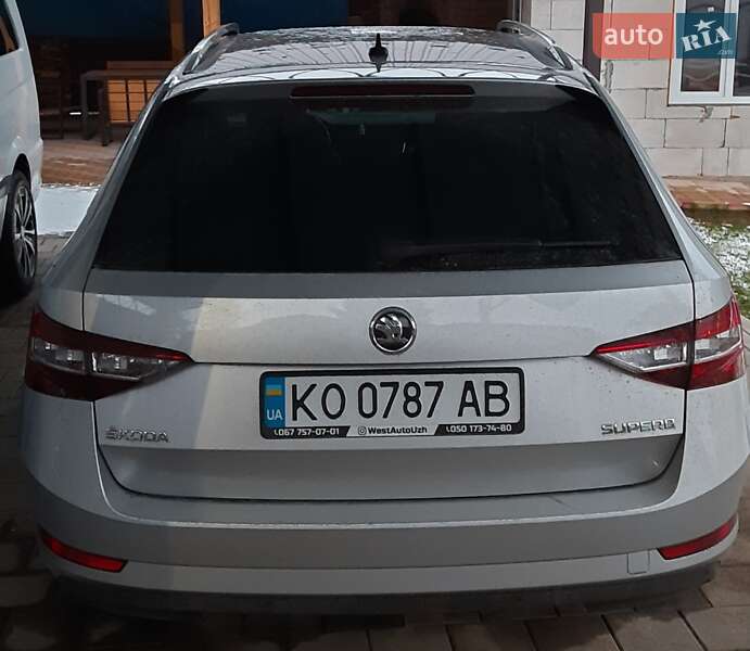 Универсал Skoda Superb 2019 в Ужгороде