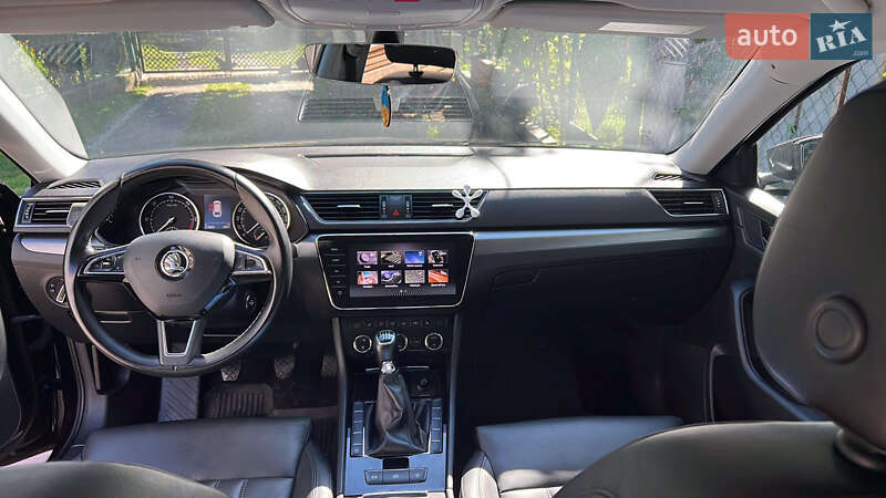 Універсал Skoda Superb 2018 в Львові