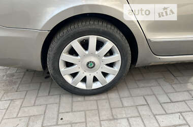 Лифтбек Skoda Superb 2008 в 