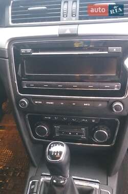 Лифтбек Skoda Superb 2013 в 