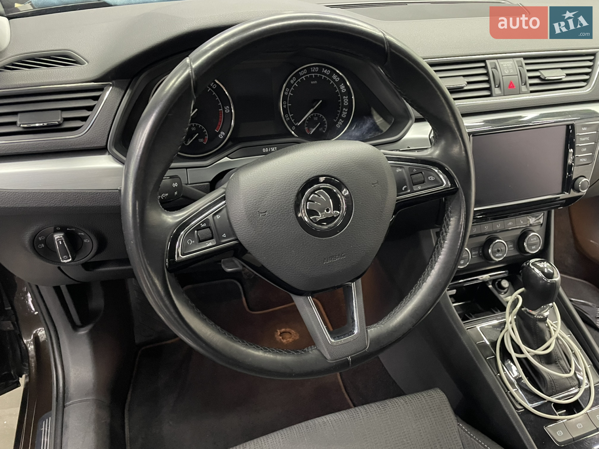 2017 Skoda Superb - мініатюра 19