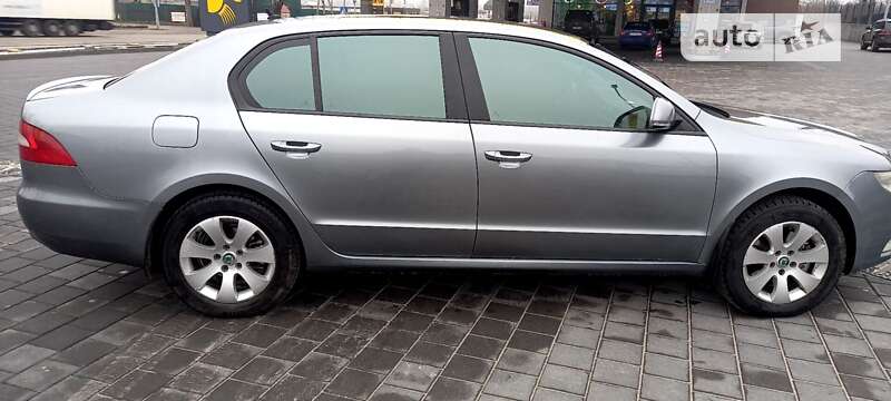 Ліфтбек Skoda Superb 2010 в Софіївській Борщагівці фото 4 Ліфтбек Skoda Superb 2010 в Софіївській Борщагівці