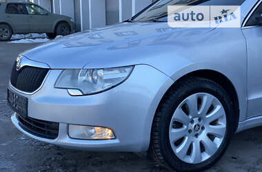 Універсал Skoda Superb 2013 в Вінниці