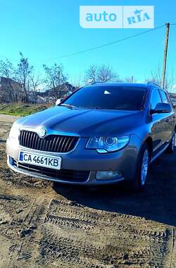 Skoda Superb 2012