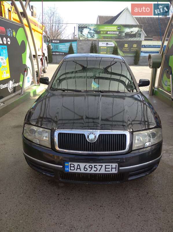 Skoda Superb 2003