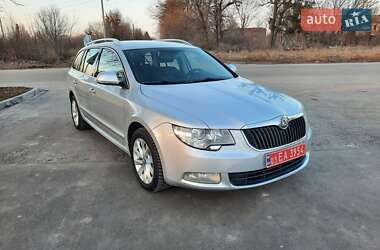 Skoda Superb 2011