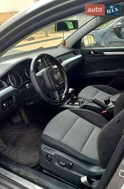 Универсал Skoda Superb 2010 в 
