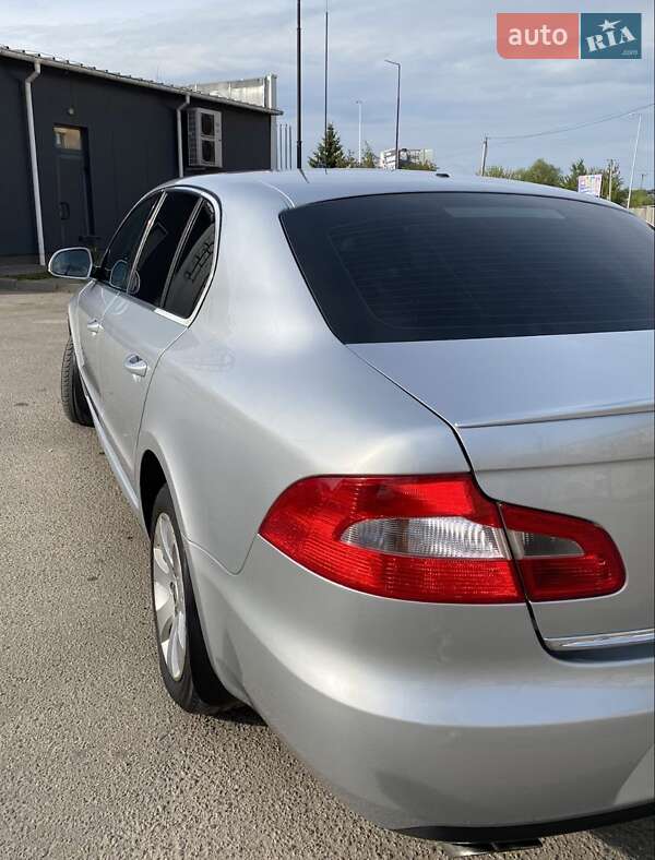 Лифтбек Skoda Superb 2012 в Ивано-Франковске фото 4 Лифтбек Skoda Superb 2012 в Ивано-Франковске