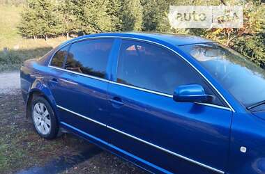 Ліфтбек Skoda Superb 2003 в Тячеві