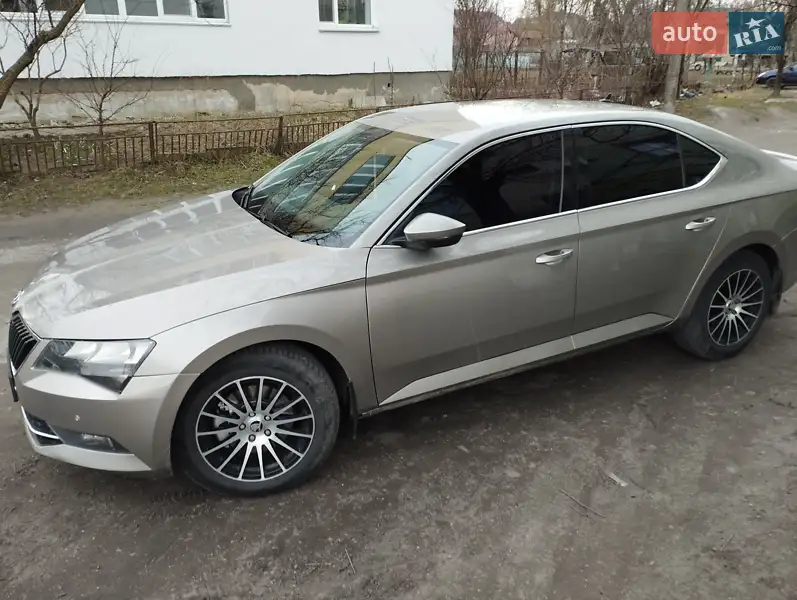 Skoda Superb 2016