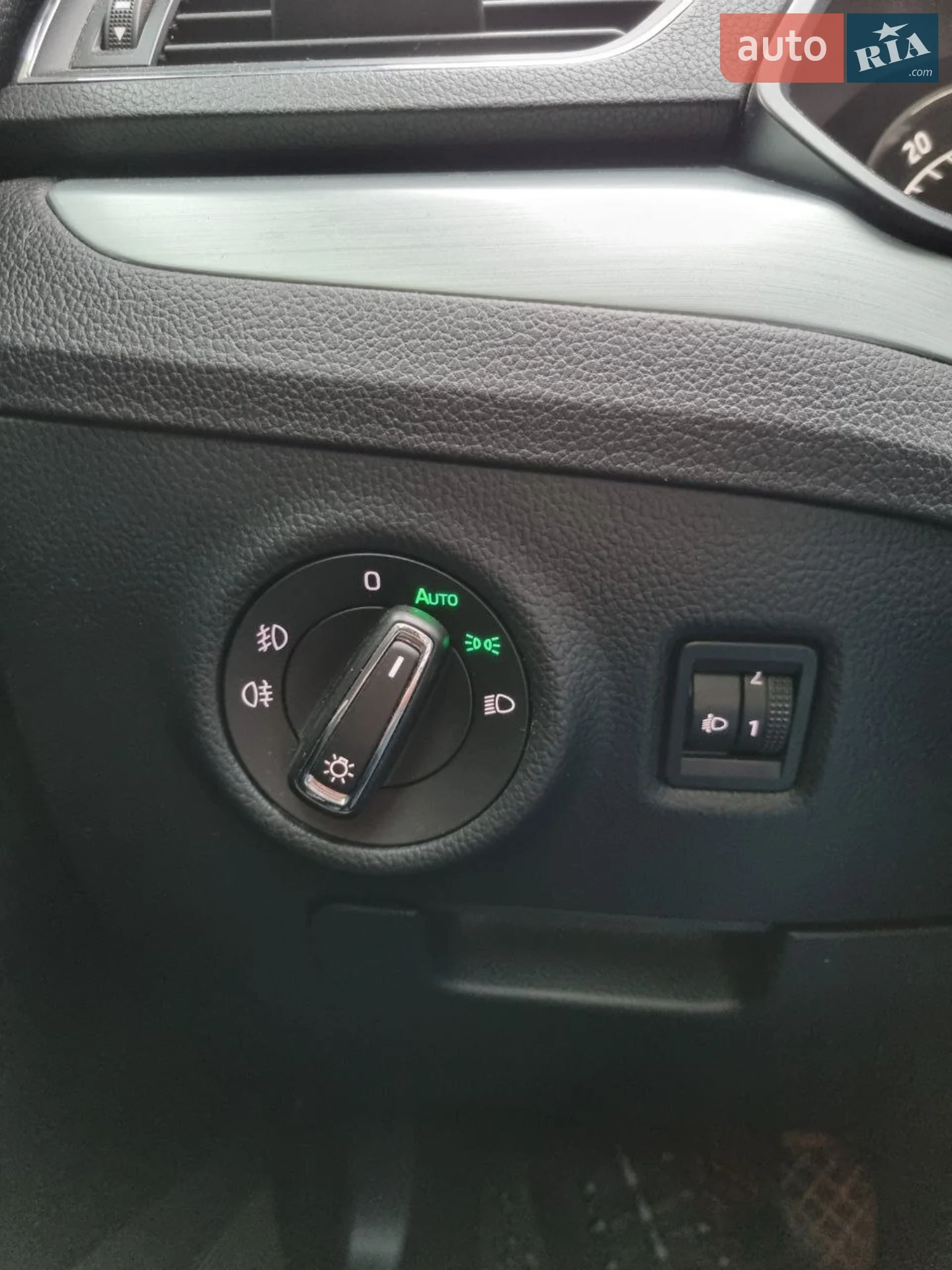 2016 Skoda Superb - мініатюра 17