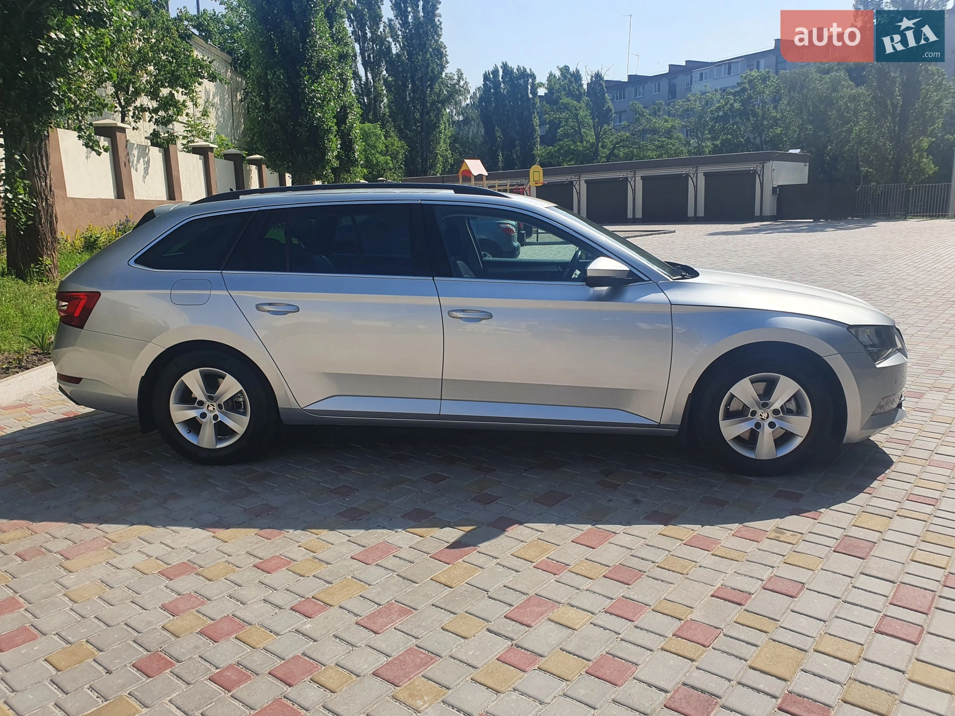 2016 Skoda Superb - мініатюра 11