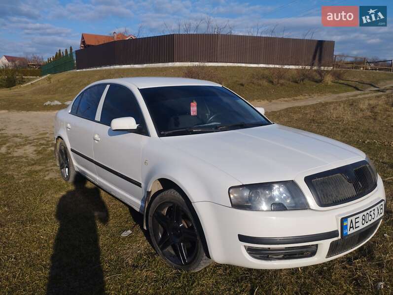 Ліфтбек Skoda Superb 2004 в Кропивницькому