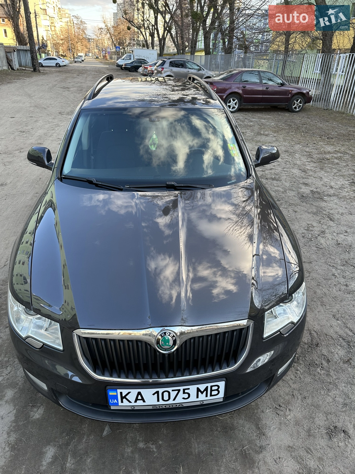 2010 Skoda Superb - мініатюра 6