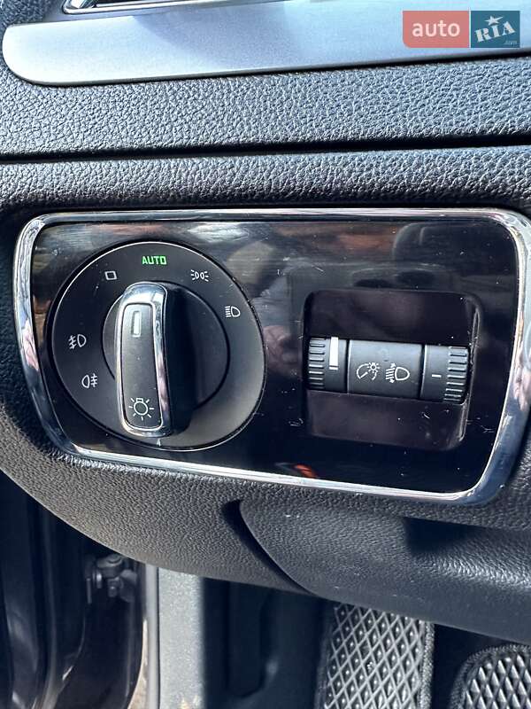 Универсал Skoda Superb 2010 в Киеве