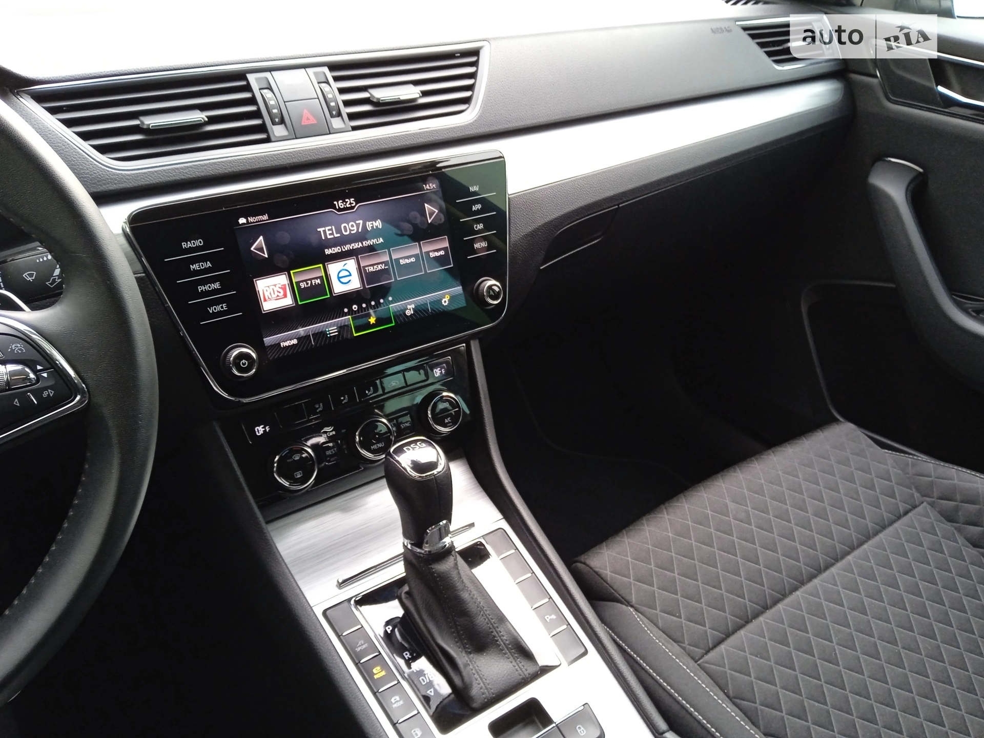 2020 Skoda Superb - мініатюра 47
