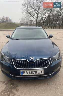 Універсал Skoda Superb 2017 в Кропивницькому