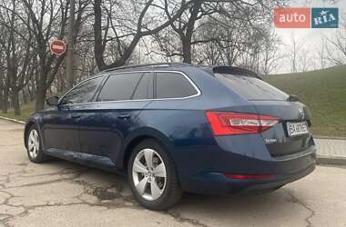 Універсал Skoda Superb 2017 в Кропивницькому