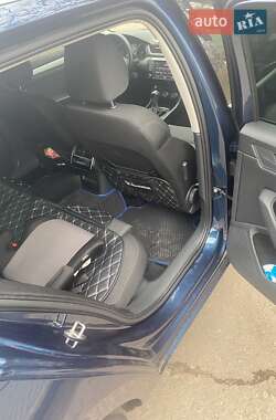 Універсал Skoda Superb 2017 в Кропивницькому