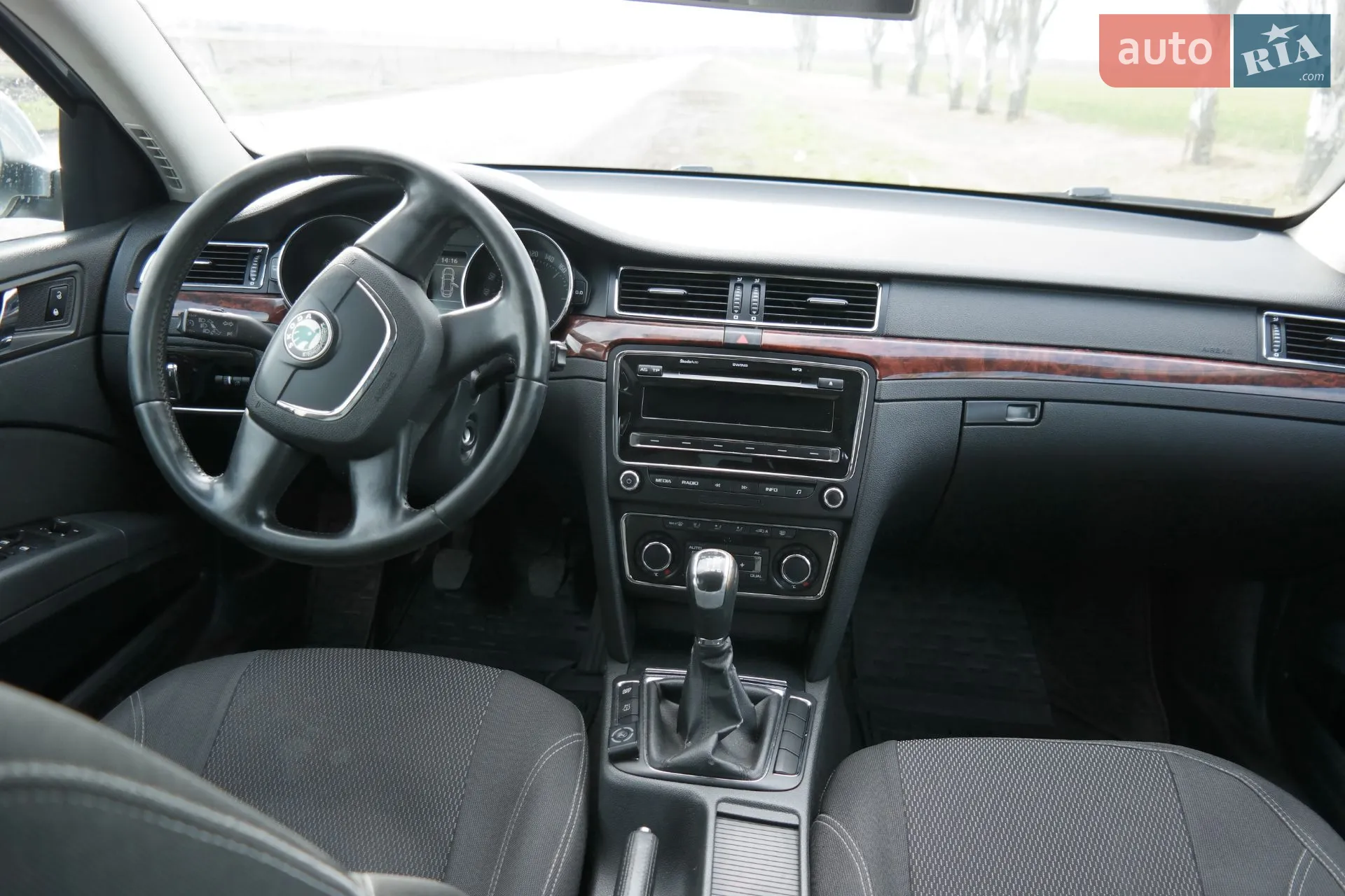2012 Skoda Superb - мініатюра 12
