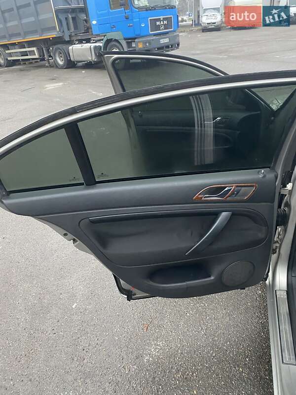 Ліфтбек Skoda Superb 2007 в Дніпрі