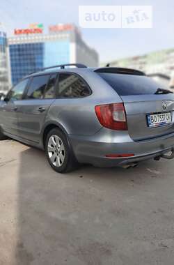 Универсал Skoda Superb 2012 в Сумах