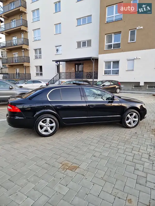 Ліфтбек Skoda Superb 2009 в 