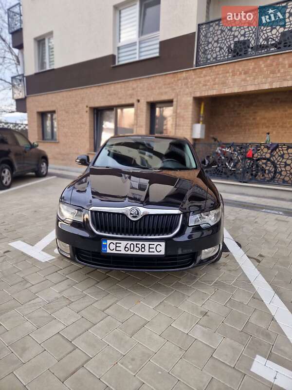 Лифтбек Skoda Superb 2009 в Сторожинце