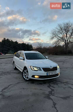 Универсал Skoda Superb 2014 в 