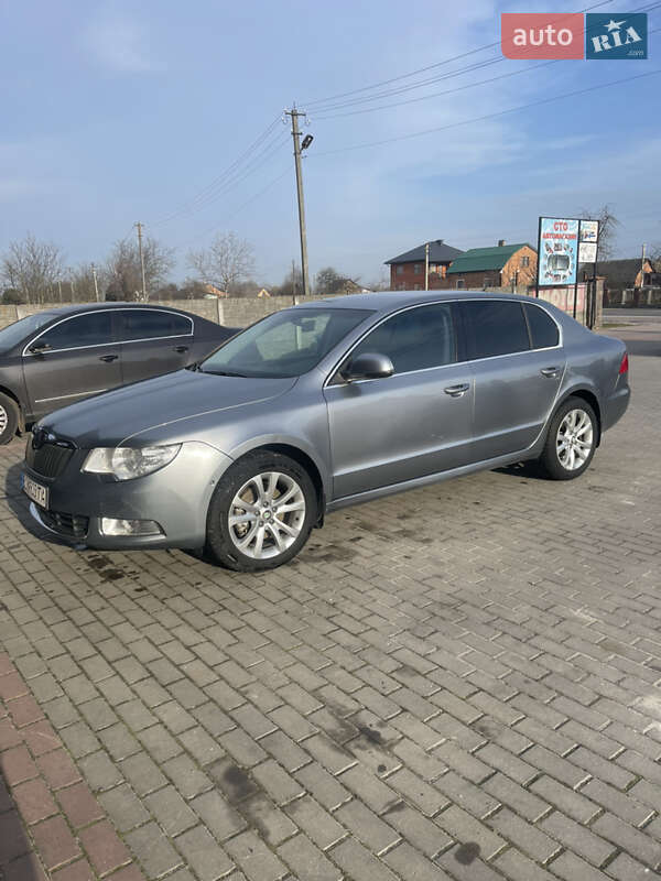 Лифтбек Skoda Superb 2008 в Львове