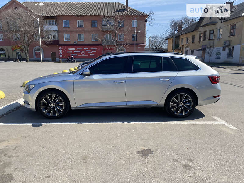Универсал Skoda Superb 2016 в Покрове