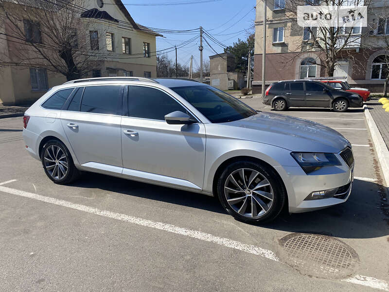 Универсал Skoda Superb 2016 в Покрове