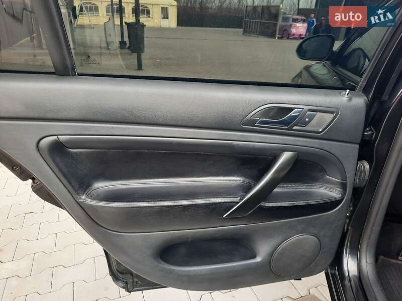 Лифтбек Skoda Superb 2006 в Черновцах