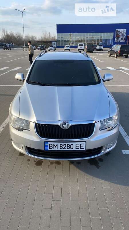 Універсал Skoda Superb 2012 в Сумах