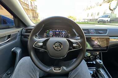 Лифтбек Skoda Superb 2020 в 