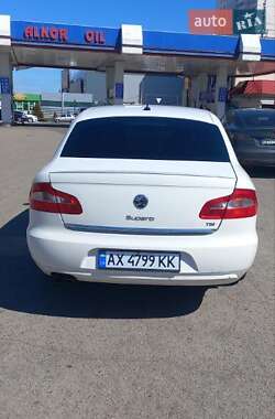 Лифтбек Skoda Superb 2010 в 