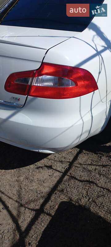 Лифтбек Skoda Superb 2010 в Одессе