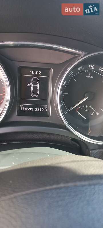 Лифтбек Skoda Superb 2010 в Одессе