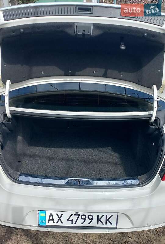 Лифтбек Skoda Superb 2010 в Одессе