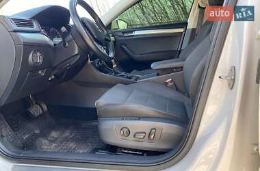 Лифтбек Skoda Superb 2017 в 