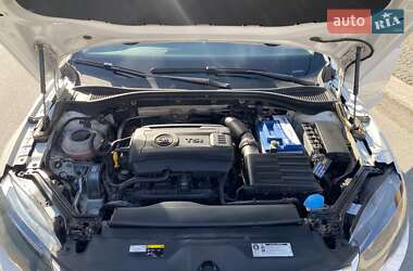 Лифтбек Skoda Superb 2017 в 